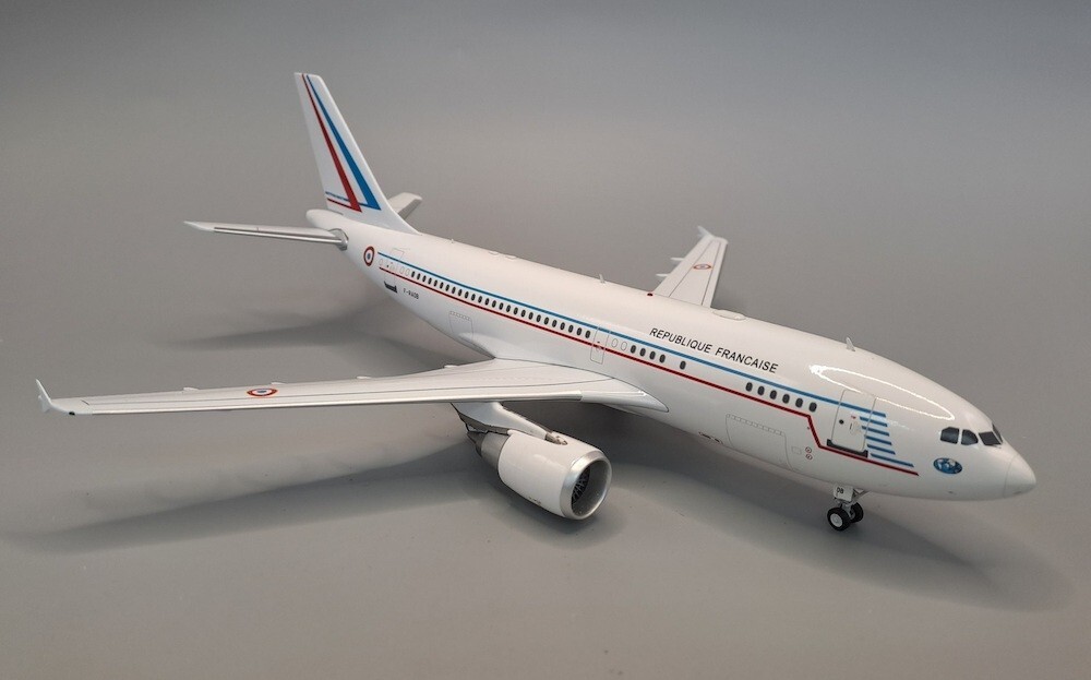 French Air Force / Airbus A310-304 / F-RADB / JF-A310-3-002 / 1:200 *LAST ONE*