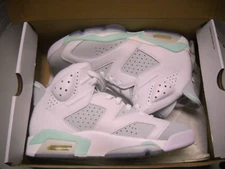 Air Jordan 6 Retro Womens Size 11 White Pure Platinum-Mint High Top Tennis Shoes