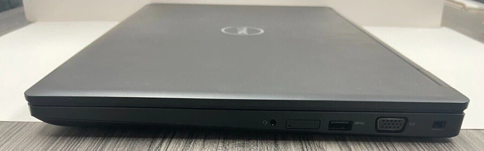 Dell Latitude 5580 15.6" Intel i5 i5-7300U 8GB 128GB Windows 10 Pro Foto 4 de 4