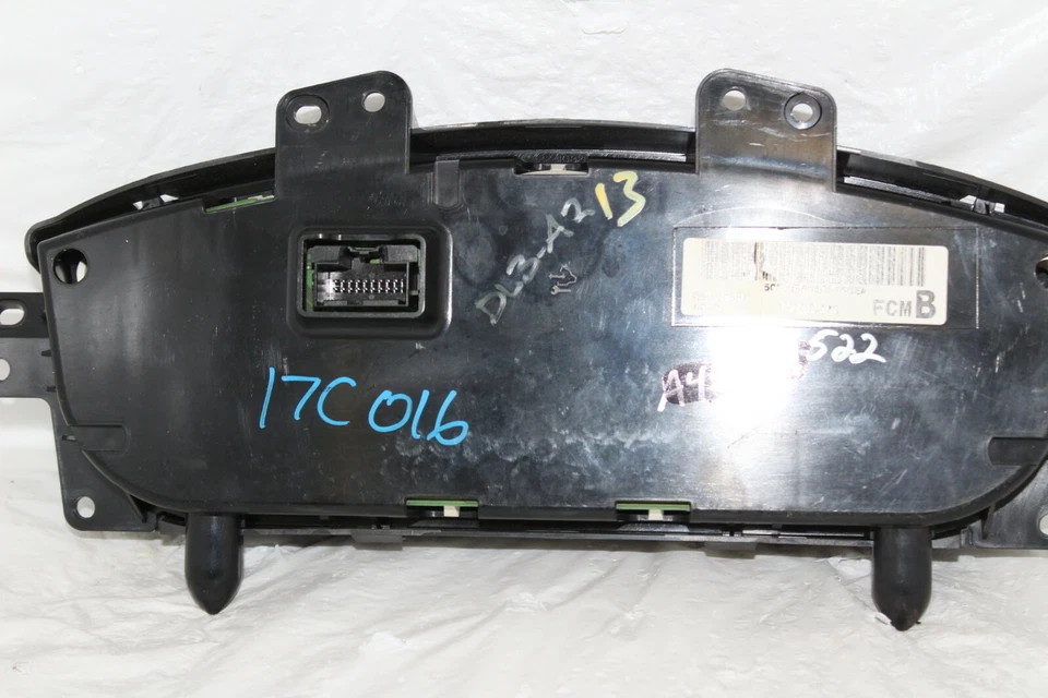 Cuadro de instrumentos velocímetro indicadores de tablero Chevy Monte Carlo 2006 174.829 millas Foto 2 de 4