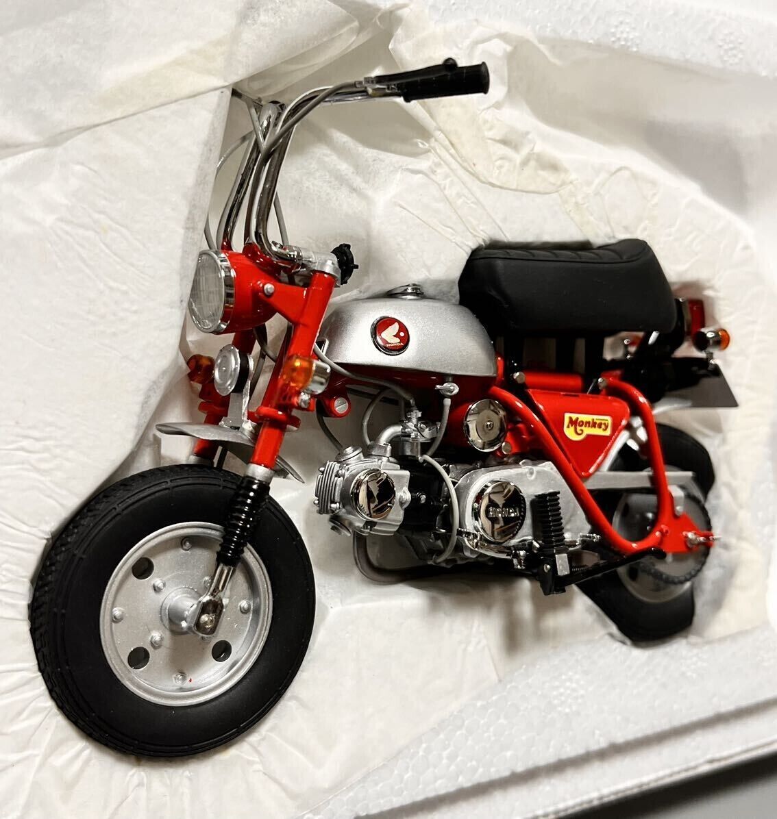 Ebbro Premium Collection Mmp 1/10 Honda Monkey Z50A Red | eBay Ebbro Premium Collection Mmp 1/10 Honda Monkey Z50A Red | eBay