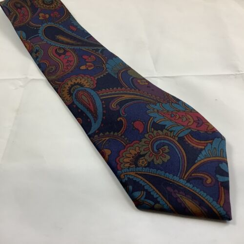 Necktie Botany 500 Tie 3.75” Wide 60” Long Great Shape No Stains Sharp Dressed