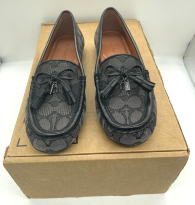 靴 COACH MOIRA SIG JACQ LOAFE 6C Coach Moira Loafers Signature Jacquard Leather Black Coal Charms