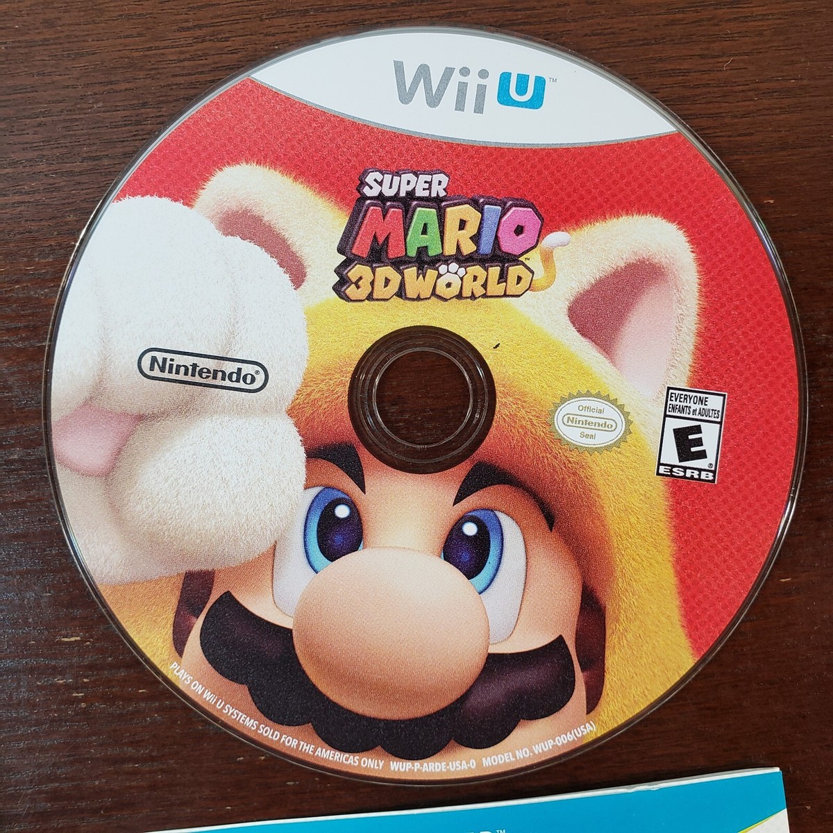 Super Mario 3D World (Wii U, 2013) Complete Very Good Condition