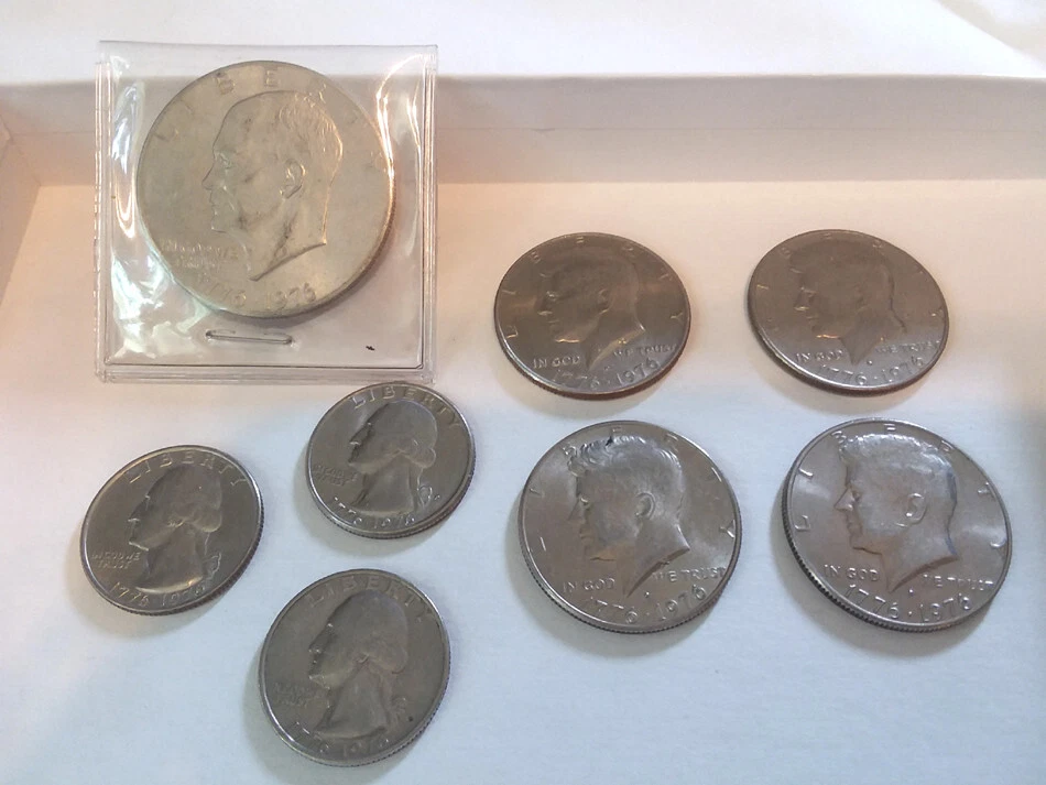 1776-1976 Bicentenial Coin Collection including Liberty Bell-Moon Silver Dollar - Image 3 of 4