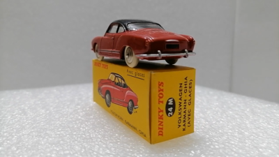 Ancienne Voiture Miniature Dinky Toys France N°24M Volkswagen Karmann Ghia - Avec Boîte D'origine