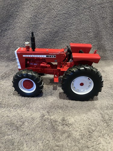 Cockshutt 1750 FWA Tractor Diecast 1:16 Scale Model - Spec Cast SCT924 - Picture 2 of 7