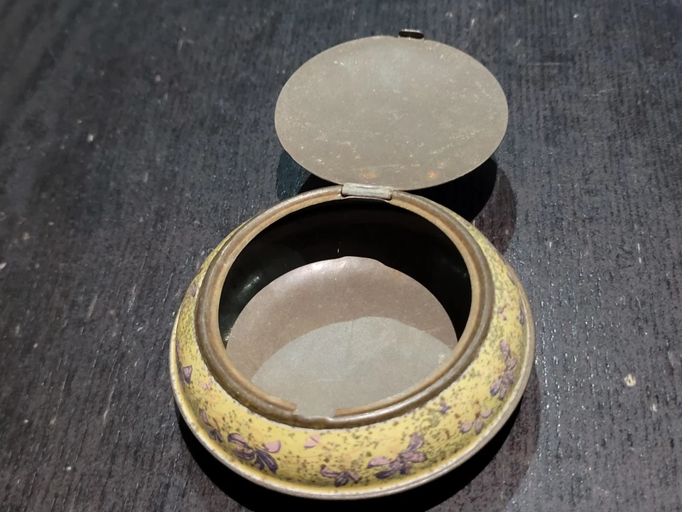 Boite ancienne POULAIN 1900 violette Blois Strasbourg chocolat cacao tole - Photo 2/4