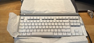 Logitech G515 TKL Wired Gaming Mechanical Keyboard RGB Illuminated White