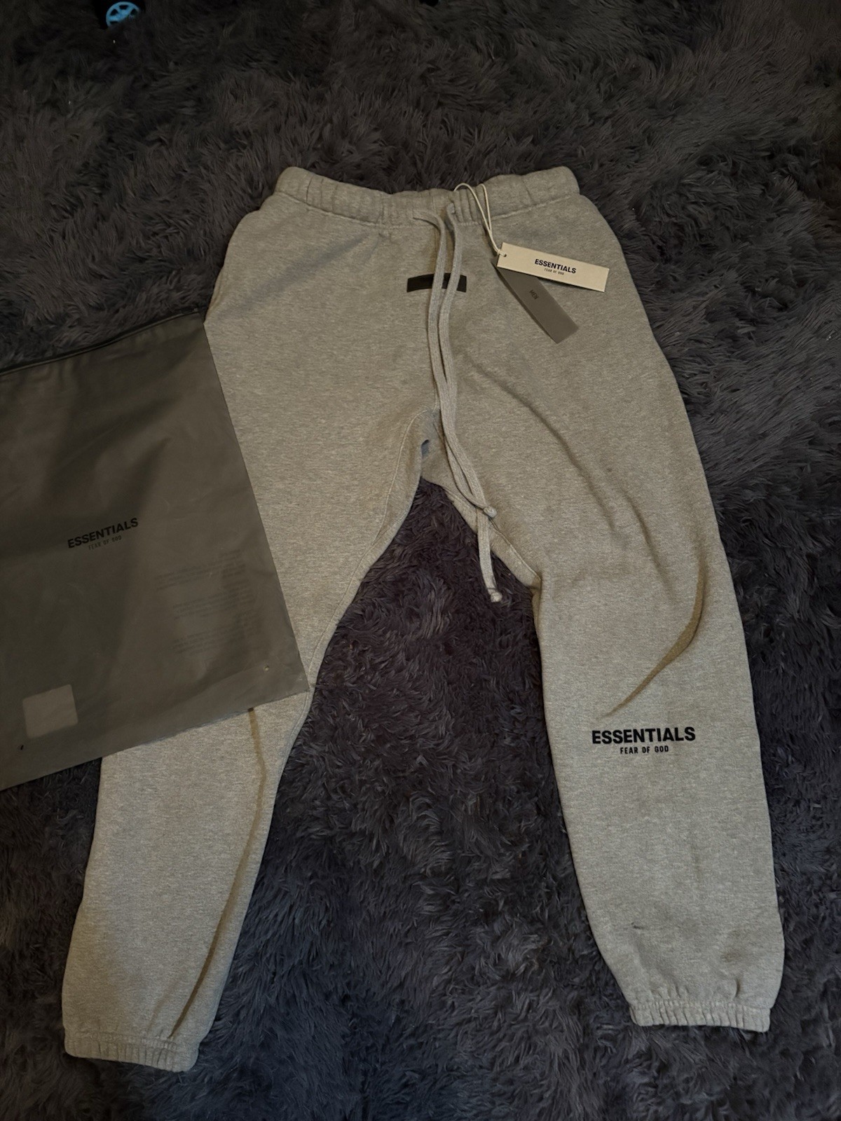 Essentials Fear of God Men's Gray Sweatpants S Fleece Cuffed Drawstring Tapered