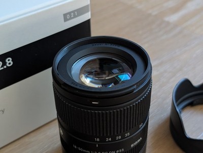 Sigma 18-50mm F2.8 DC DN Sony E-Mount