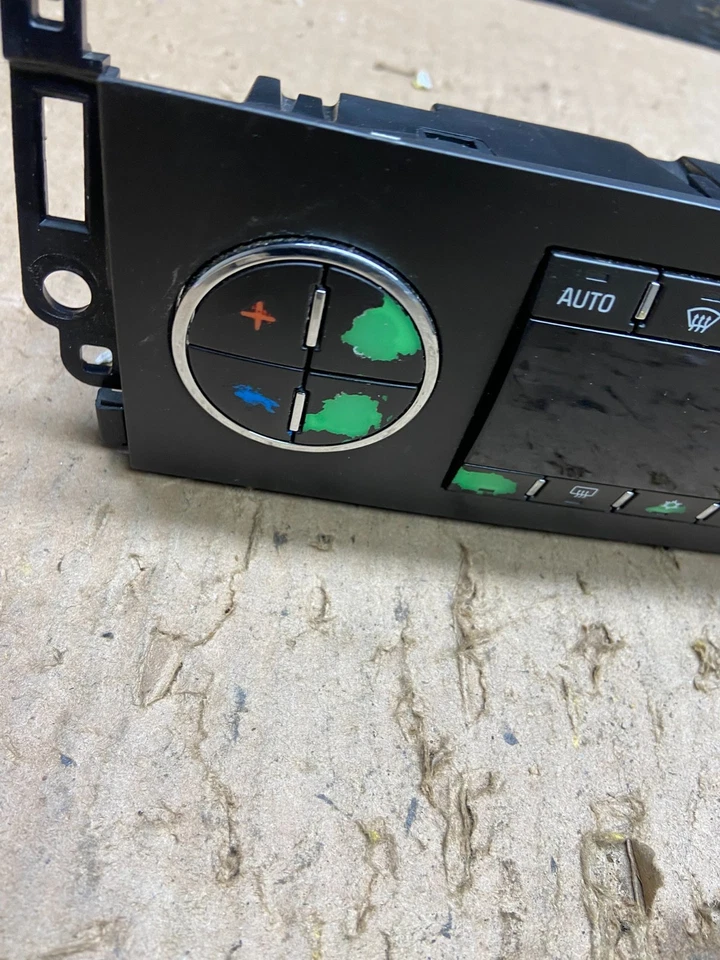 GMC Yukon Tahoe 2007-2011 control automático de temperatura climática T8367 DG Foto 2 de 4