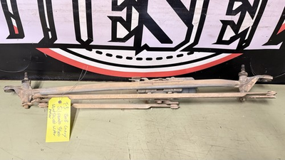 #ad 07 13 Chevrolet Silverado GMC Sierra Windshield Wiper Motor Assembly $59.49