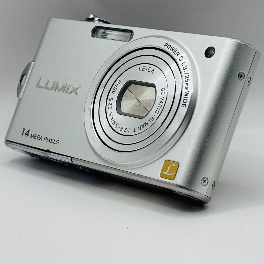 Panasonic LUMIX FX DMC-FX66-A Panasonic DMC-FX66 Camera Floral