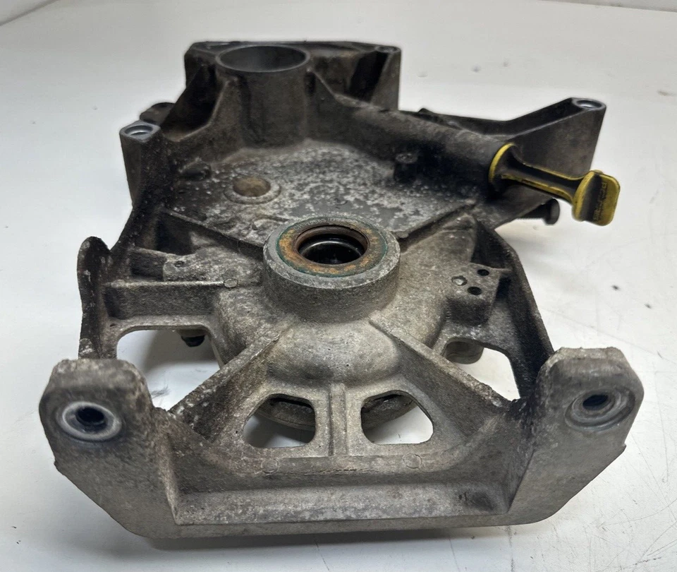 OEM 2002 Polaris Trail 550 Snowmobile Engine Motor Chaincase Chain Case - Image 2 of 4