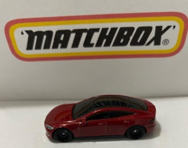 TESLA MODELO S * NUEVO FUERA DE PAQUETE * MATCHBOX BASIC (21)