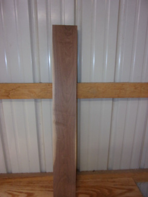 1 PC WALNUT WOOD BOARD KILN DRIED LUMBER LOT 143V  37 1/8''X 4 7/8''X 3/4''