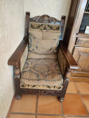 fauteuils haute époque.à recouvrir.une paire - Photo 1/2
