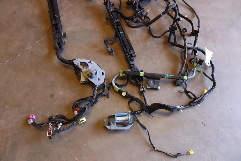 2012 CADILLAC ЭСКАЛЕЙД ТЕЛА ОСНОВНОЙ ПРОВОД ЖГУТ ПРОВОДОВ КАБЕЛЬ OEM - Изображение 2 из 4