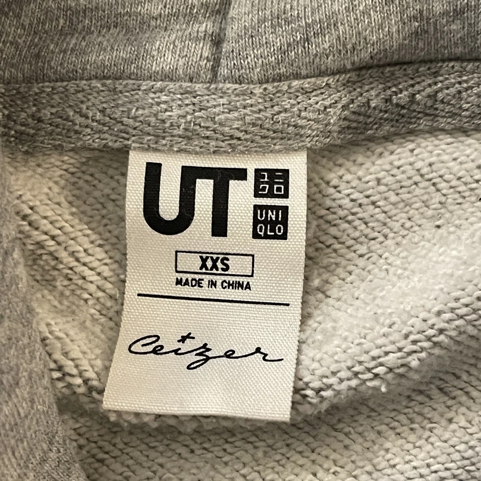 Uniqlo UT Sudadera con Capucha Pullover Suéter Talla XXS No Worries Club Pulgares para arriba Foto 4 de 4