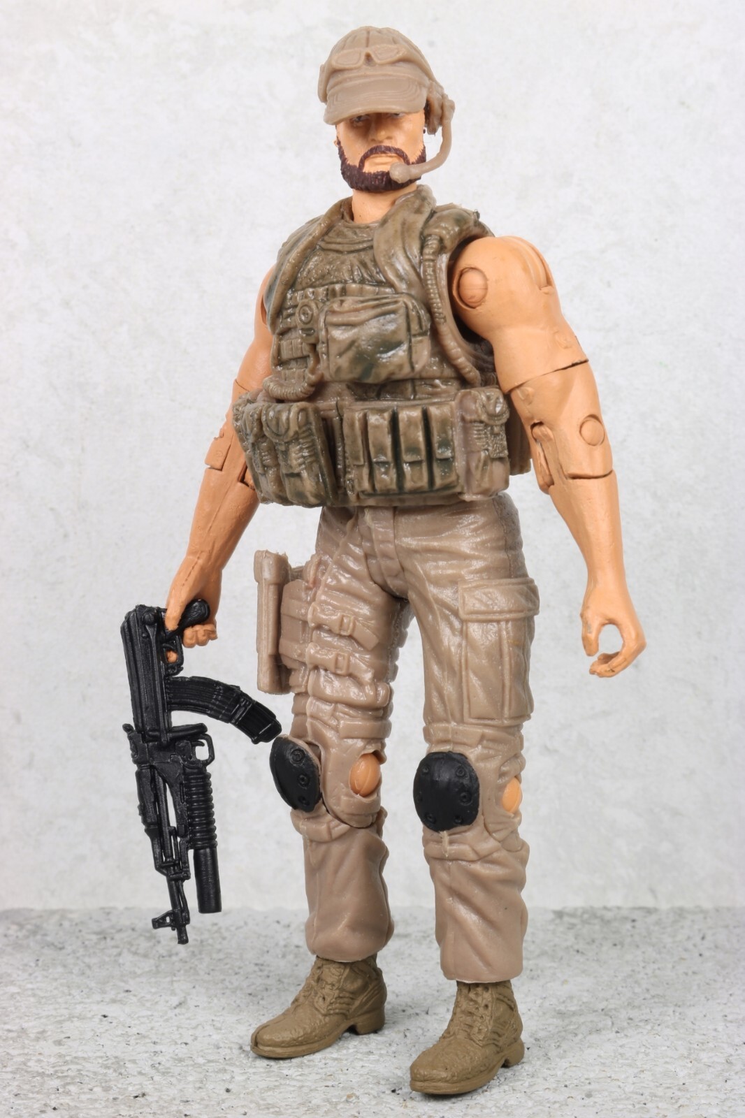 BBI Elite Force Modern US Army Special Ops DESERT OPERATOR 4" Figure Blue Box