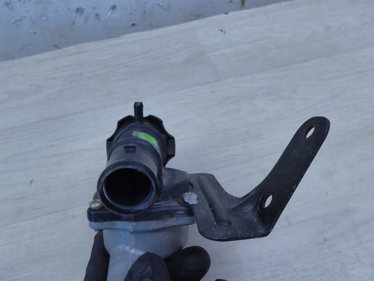 アクセサリー Z1200 2002 Kawasaki ZX1200 ZZR1200C K827) thermostat housing fill