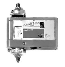 Johnson Controls P28AA-1C Lube Oil Pressure Cutout Control w/ 90 Second Delay