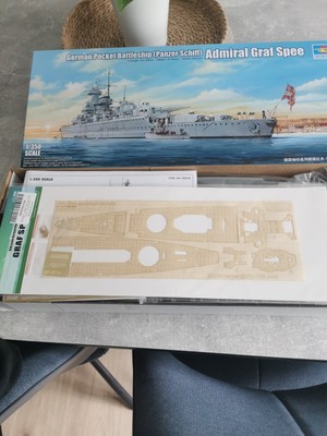 Trumpeter Admiral Graf Spee Schlachtschiff 1:350 mit Extras