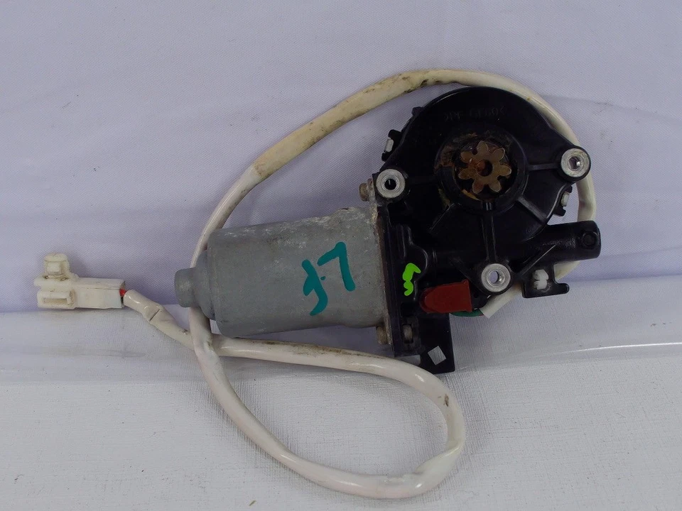 Motor ventana delantera izquierda Toyota 4Runner 1996-2002 Foto 4 de 4