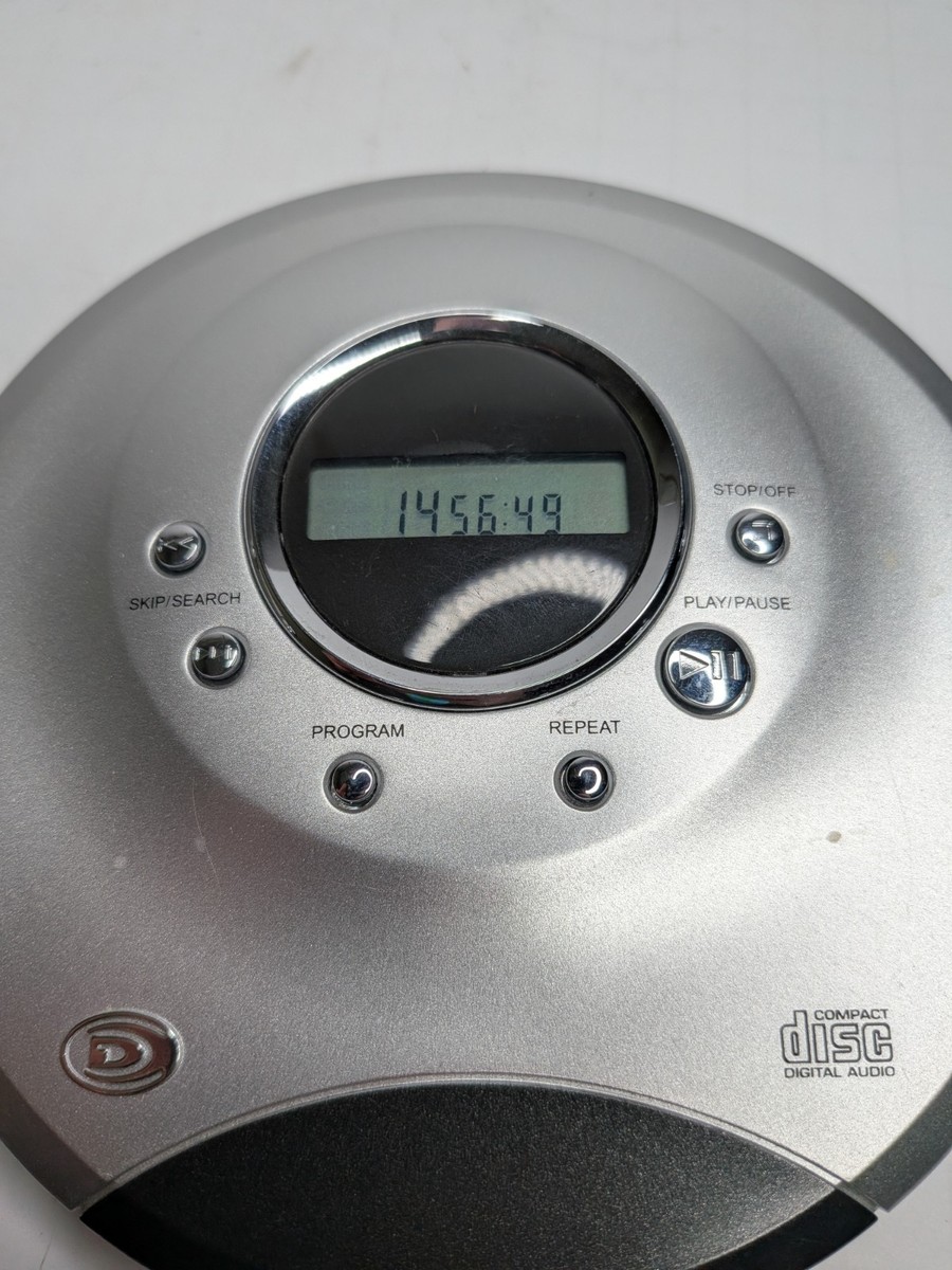 Durabrand CD-565 Portable Programmable CD Player MFG September