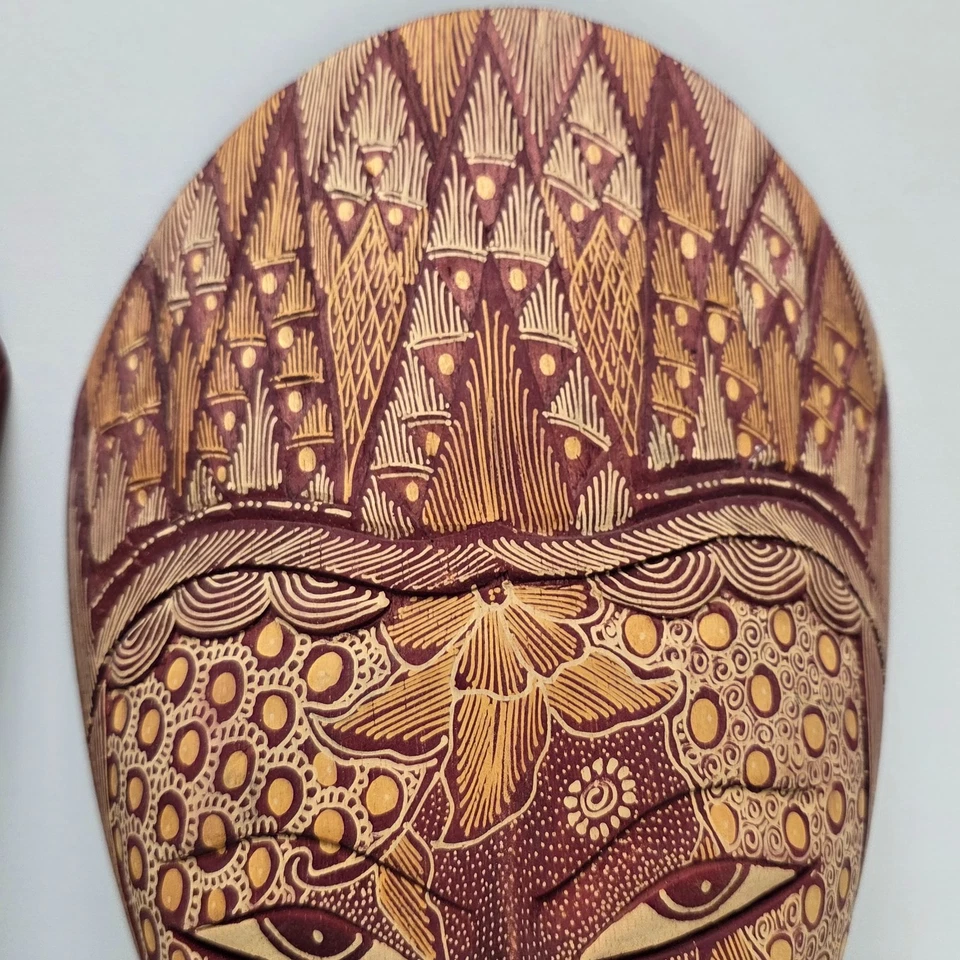 Juego de 2 máscaras de madera batik indonesias decoraciones de pared tamaño mediano 12" x 8" Foto 3 de 4