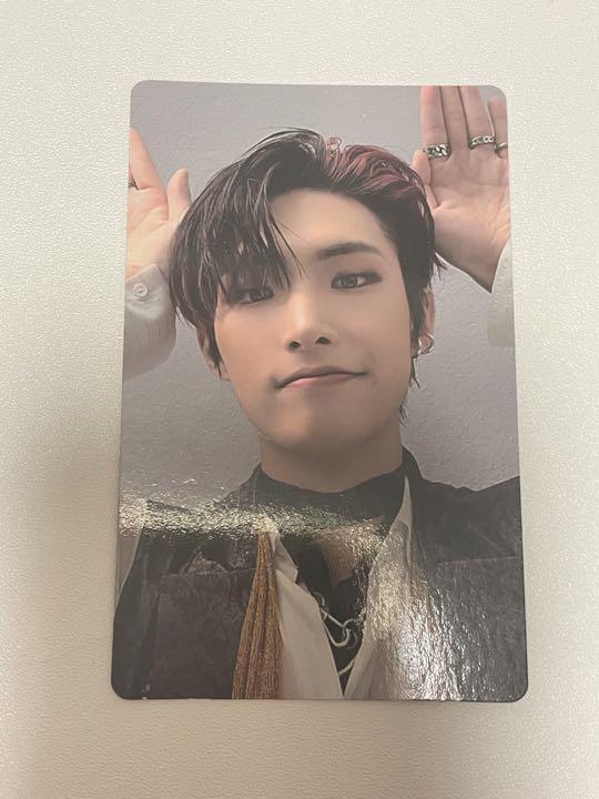 ATEEZ MINGI THE WORLD EP PARADIGM OFFICIAL PHOTO CARD SOLO TOWER