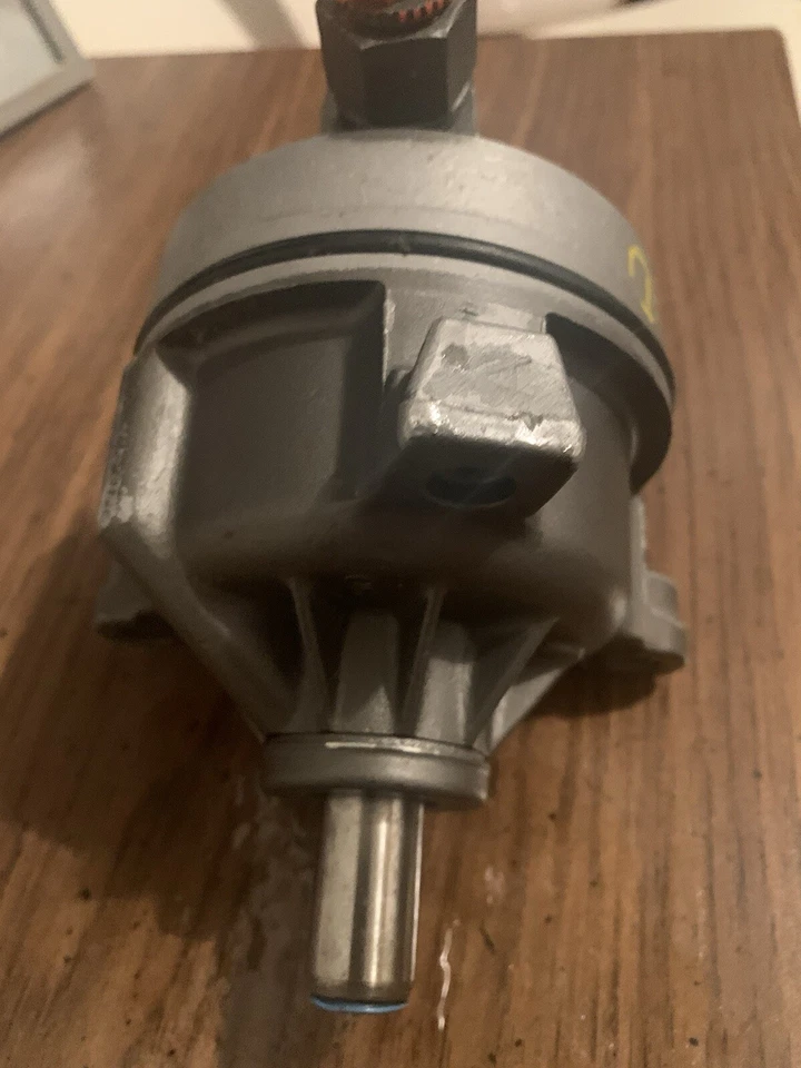 Ford escort 1994  wagon power steering pump Without Reservoir 36P0006 - Image 4 of 4