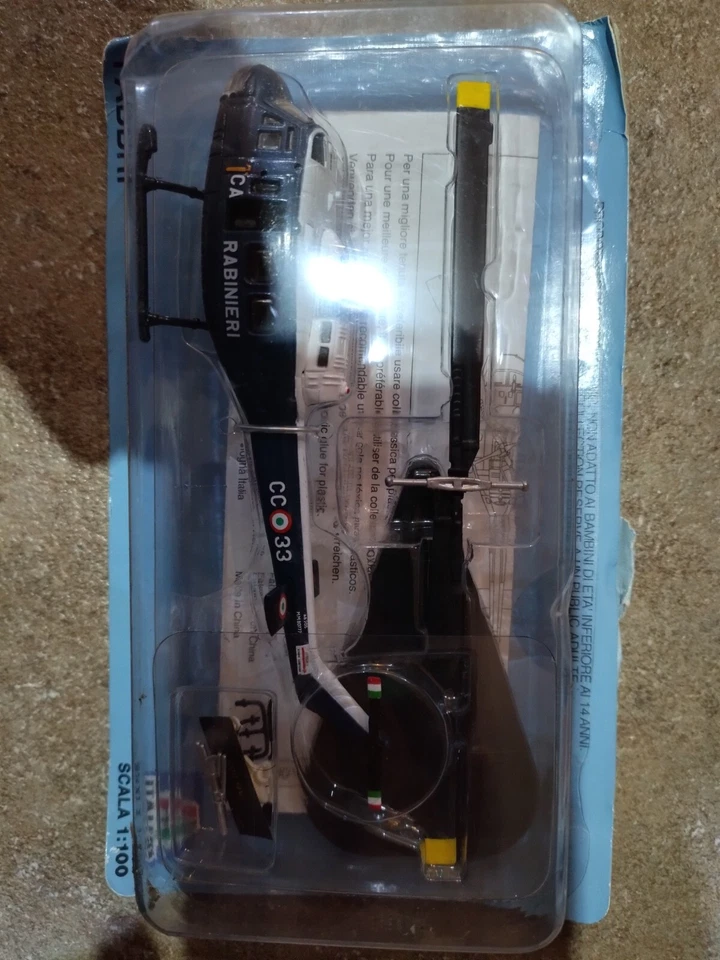 Italeri 1/100 Elicottero Militare Agusta Bell UH1 AB205 Carabinieri POLICE - Immagine 2 di 2