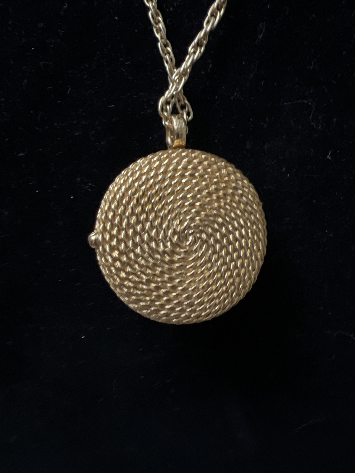 Signed Beeline Gold Tone (empty) Solid Perfume Ho… - image 4