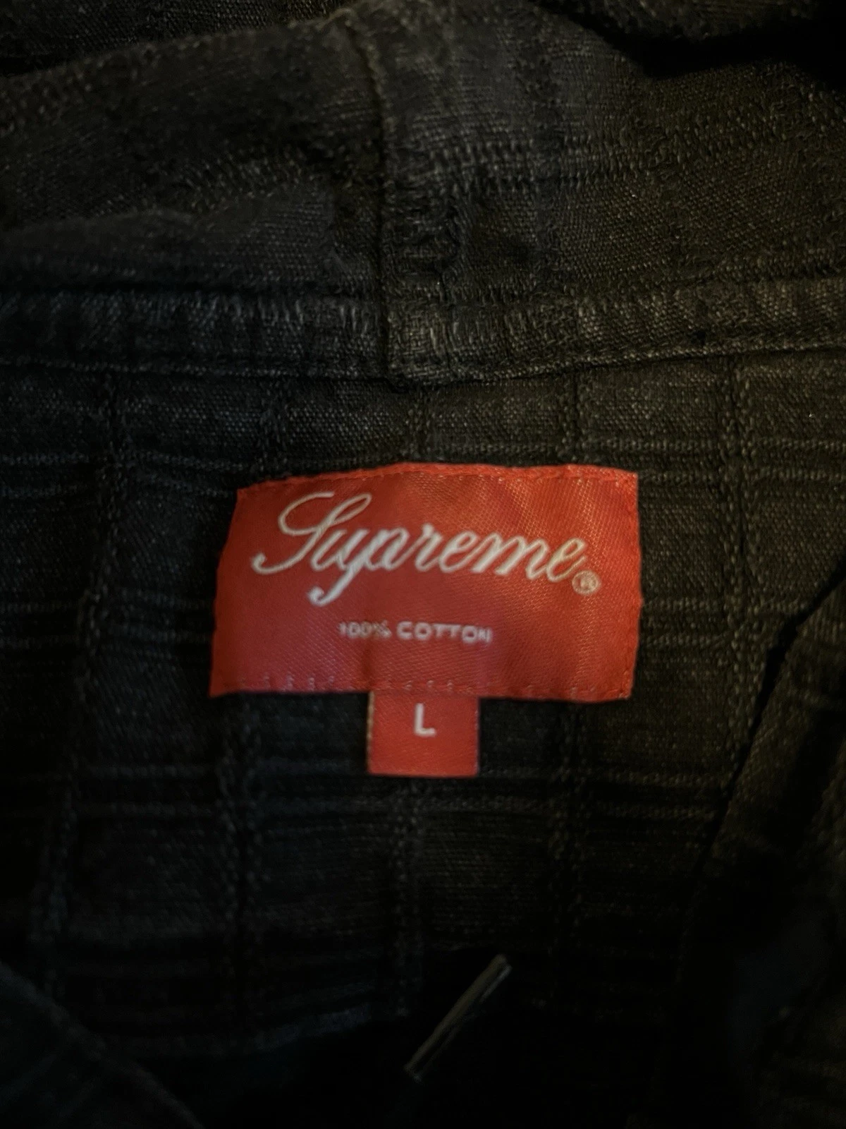 Camicia Supreme con cappuccio e bottoni