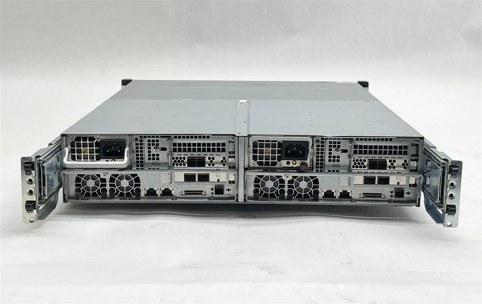 Supermicro CSE-927 24-SFF SuperStorage Server 4*E5-2450 V2 2.50GHz 192GB No HDD - Image 3 of 4