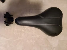 Oval Concepts Bike Seat Black Selle Royal Brand New Never Used