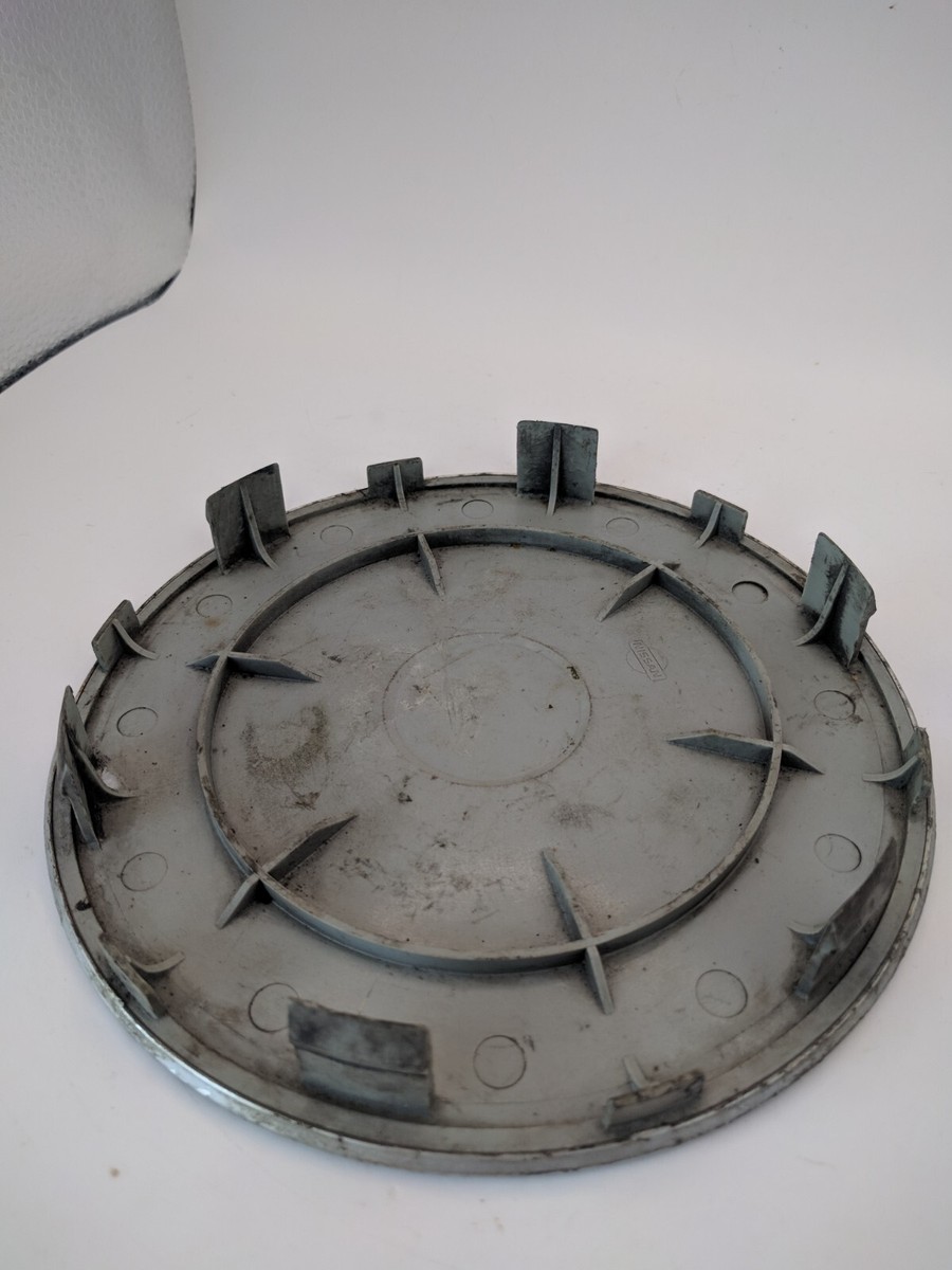 1984-1989 Nissan 300ZX Z31 Alloy Wheel Rim Center Hub Cap SILVER