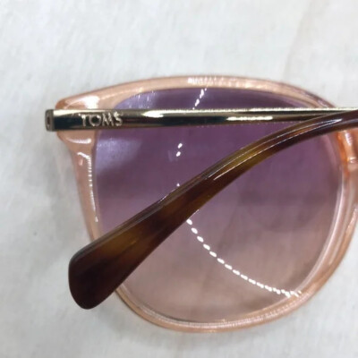 Toms Sandela 201 Handcrafted Sunglasses Peach Frame Purple  display picture 1