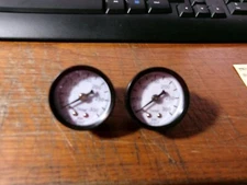 Lot Of Two 0 - 300 PSI Air Pressure Gauges With 1/8" NPT Fitting