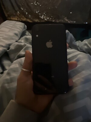 Apple iPhone XR - 64 GB - Black Gray (Unlocked)