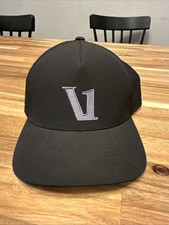 Vuori Magnitude Hat Adjustable Snapback Baseball Hat Cap Dark Gray Black