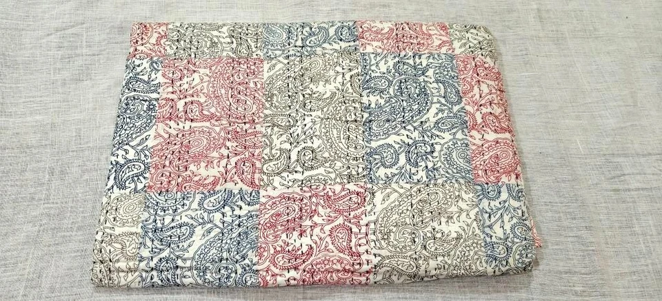 Indian Patchwork Reversible Queen Kantha Quilt Handmade Bedspread Blanket Throw - Image 2 of 4