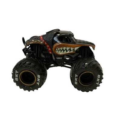 Monster Jam Monster Mutt Rottweiler Diecast Spin Master Black Dog BKT Tires USED
