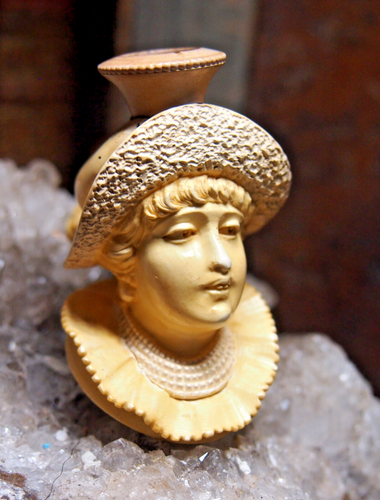 BEAUTIFUL CARVED SEA FOAM CIGARETTE SMOKING PIPE "QUALITY WOMAN"