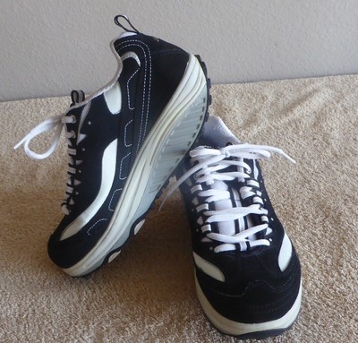 discontinued skechers sandals