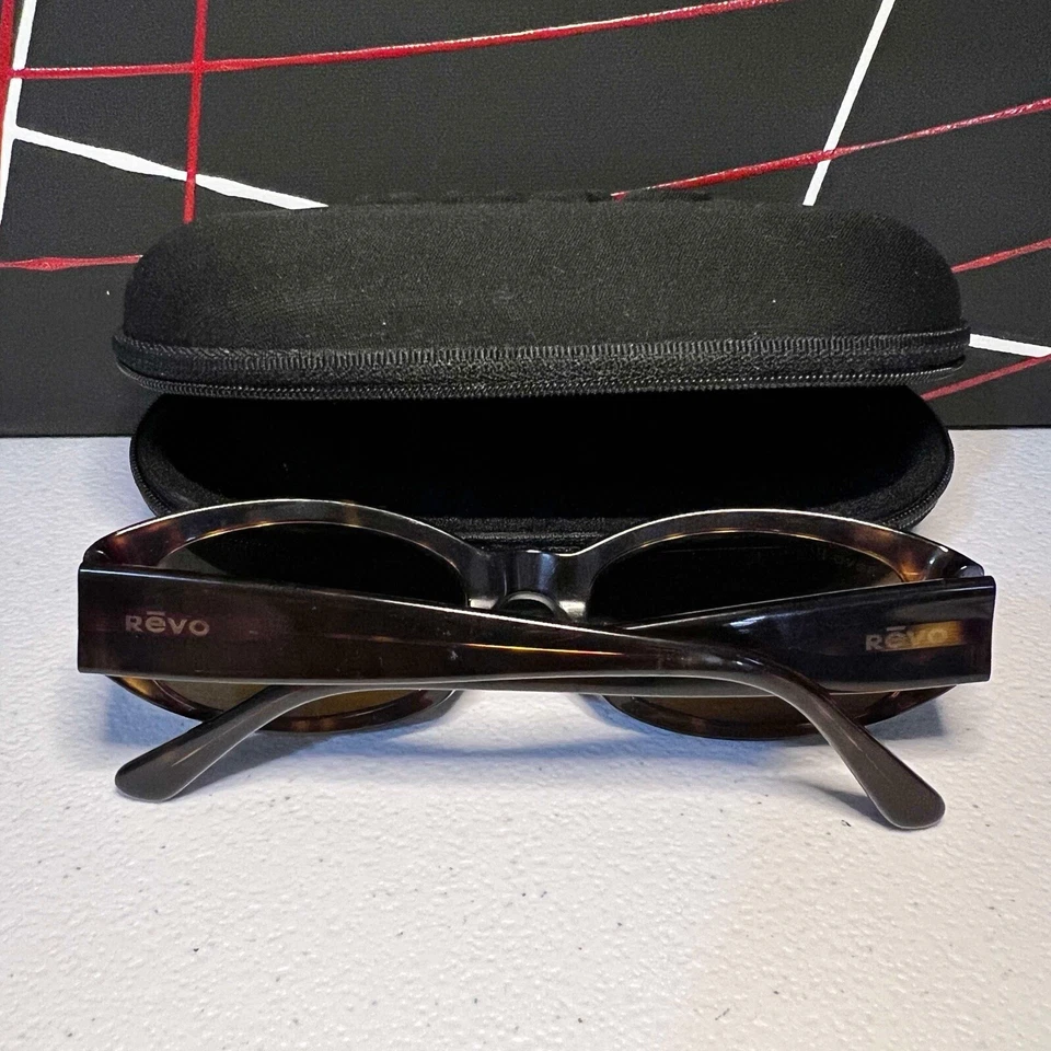 Gafas de sol Revo carey con estuche original usadas en excelente estado vintage Foto 2 de 4