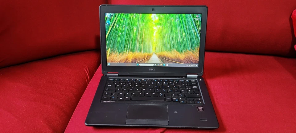 Dell Latitude E7250 · i5-5300U · 16GB · 256GB, photo 3 sur 5