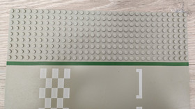 Lego 425p01 Baseplate Road 32 x 32 3 Lane Race Track Green Lines White Checkered